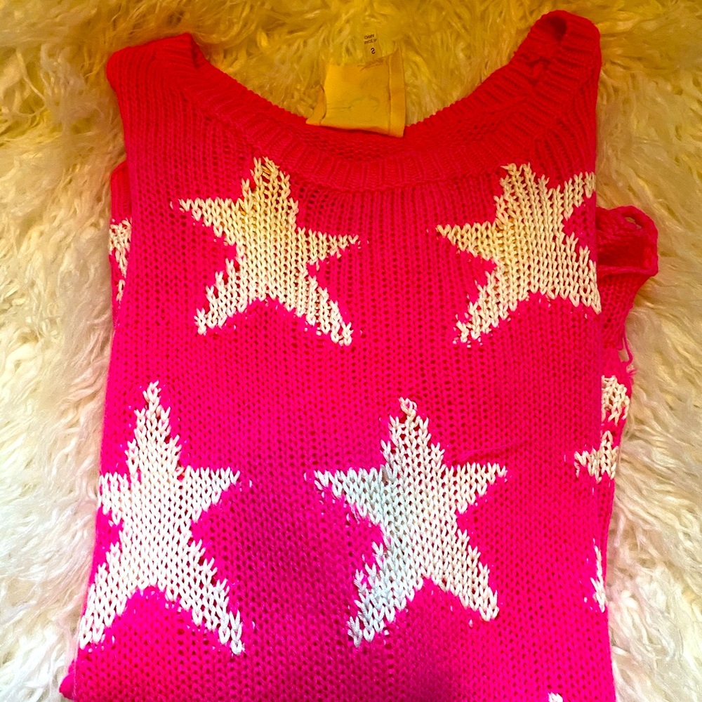 Boutique neon pink star distressed sweater.